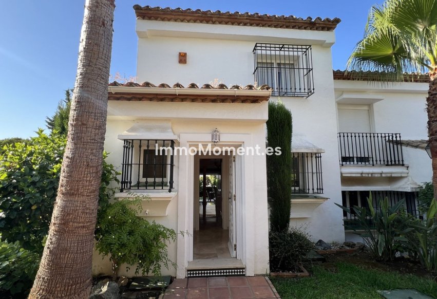 Resale - Townhouse - El Paraiso - New Golden Mile