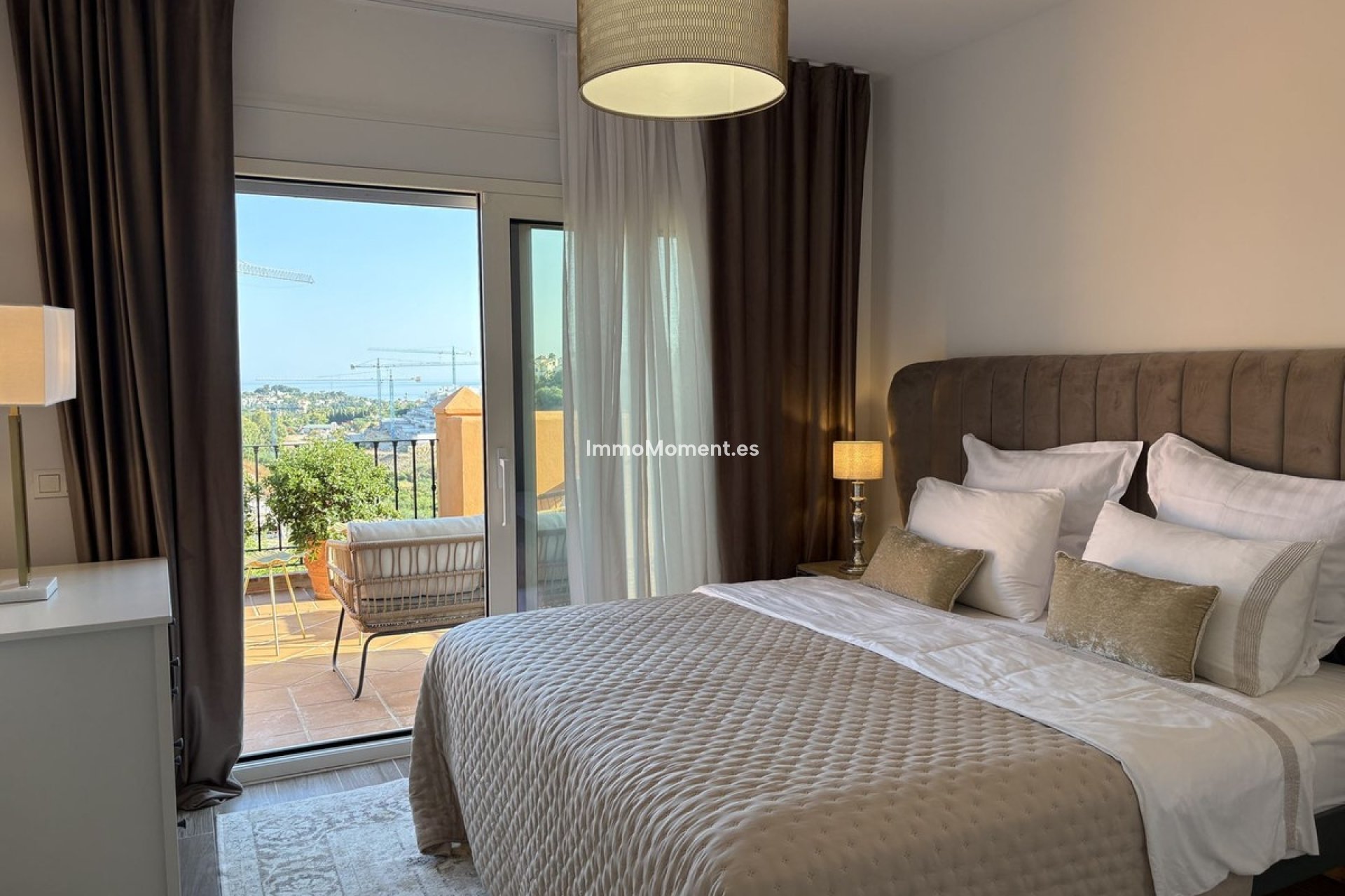 Resale - Townhouse - Estepona - Atalaya