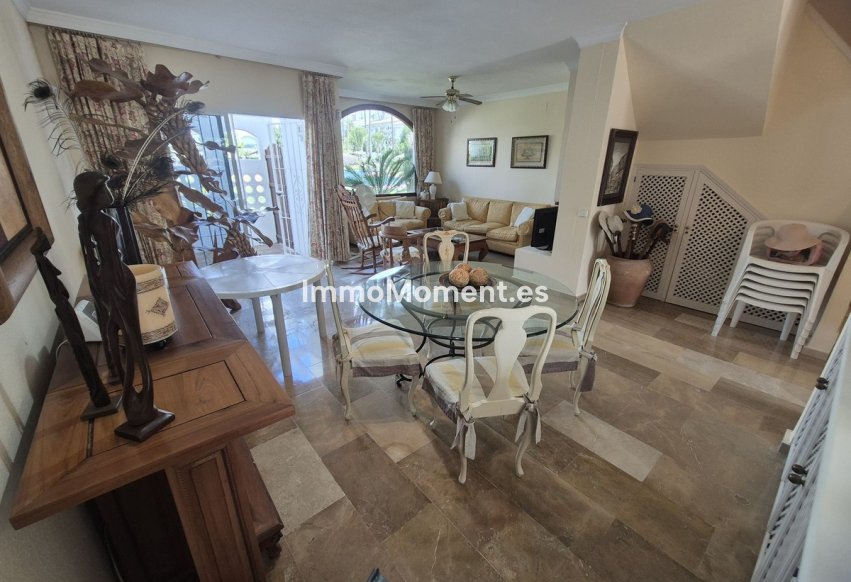 Resale - Townhouse - Estepona - Atalaya