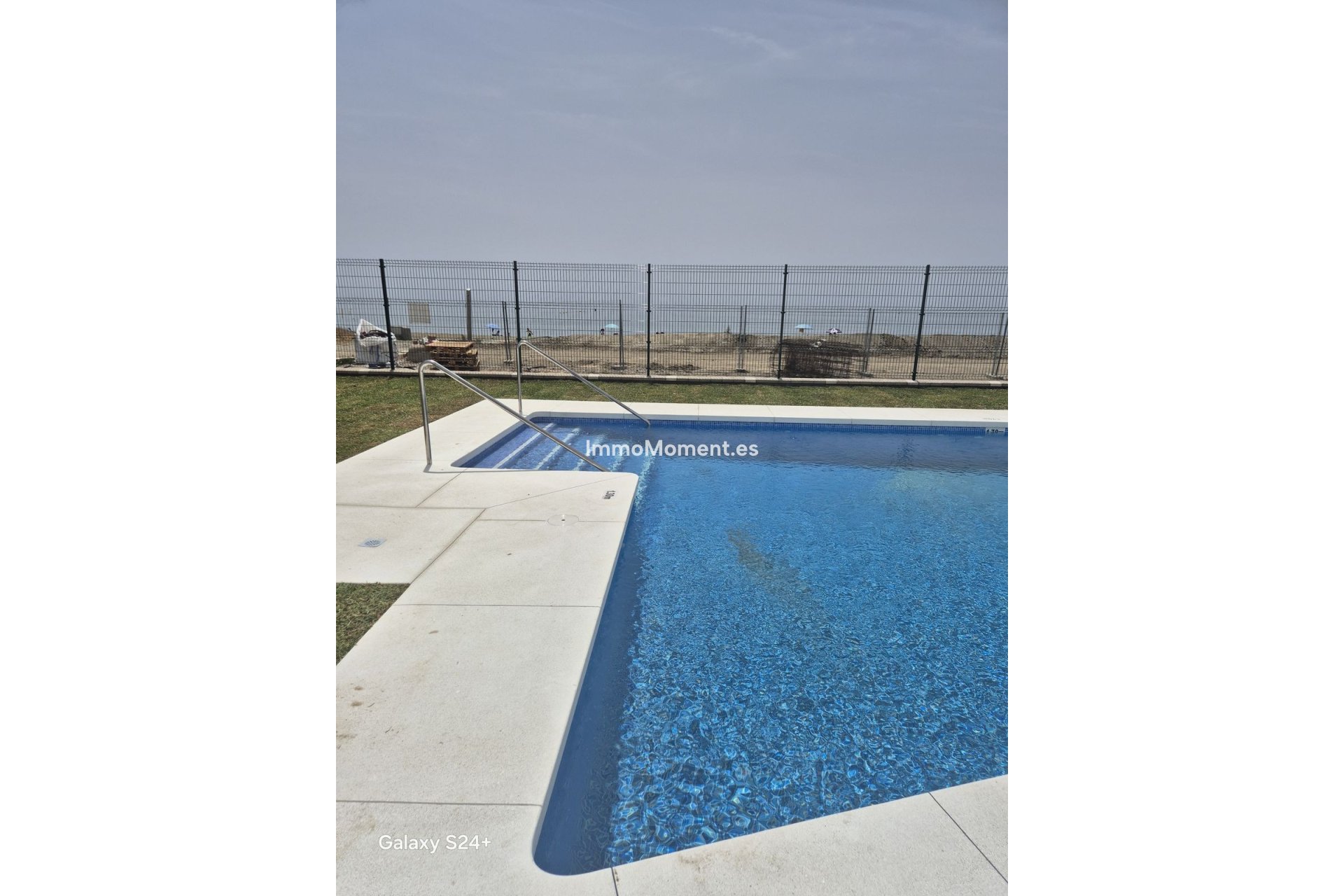 Resale - Townhouse - Estepona - Benamara