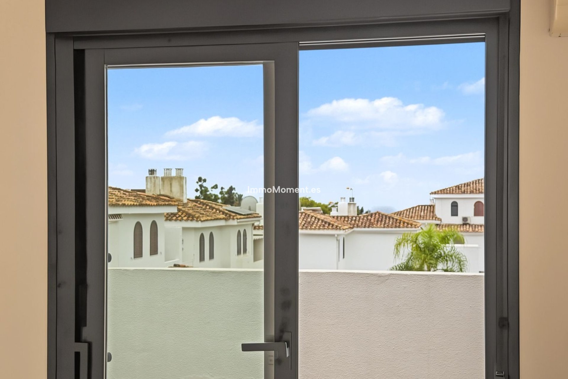 Resale - Townhouse - Estepona - Cancelada