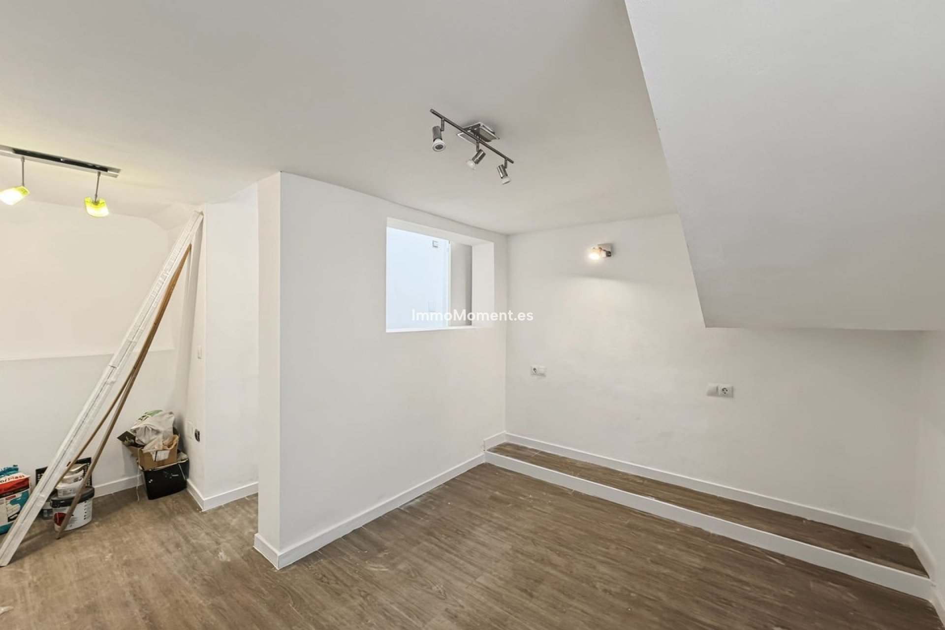 Resale - Townhouse - Estepona - Cancelada