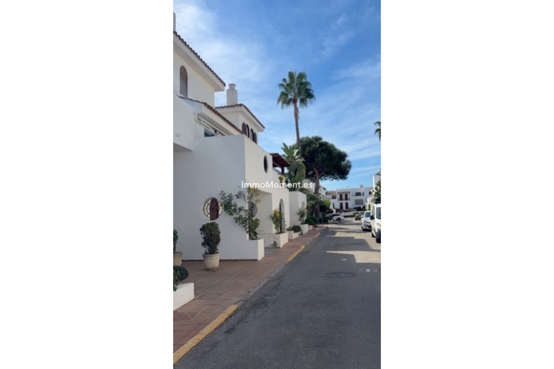Resale - Townhouse - Estepona - Cancelada