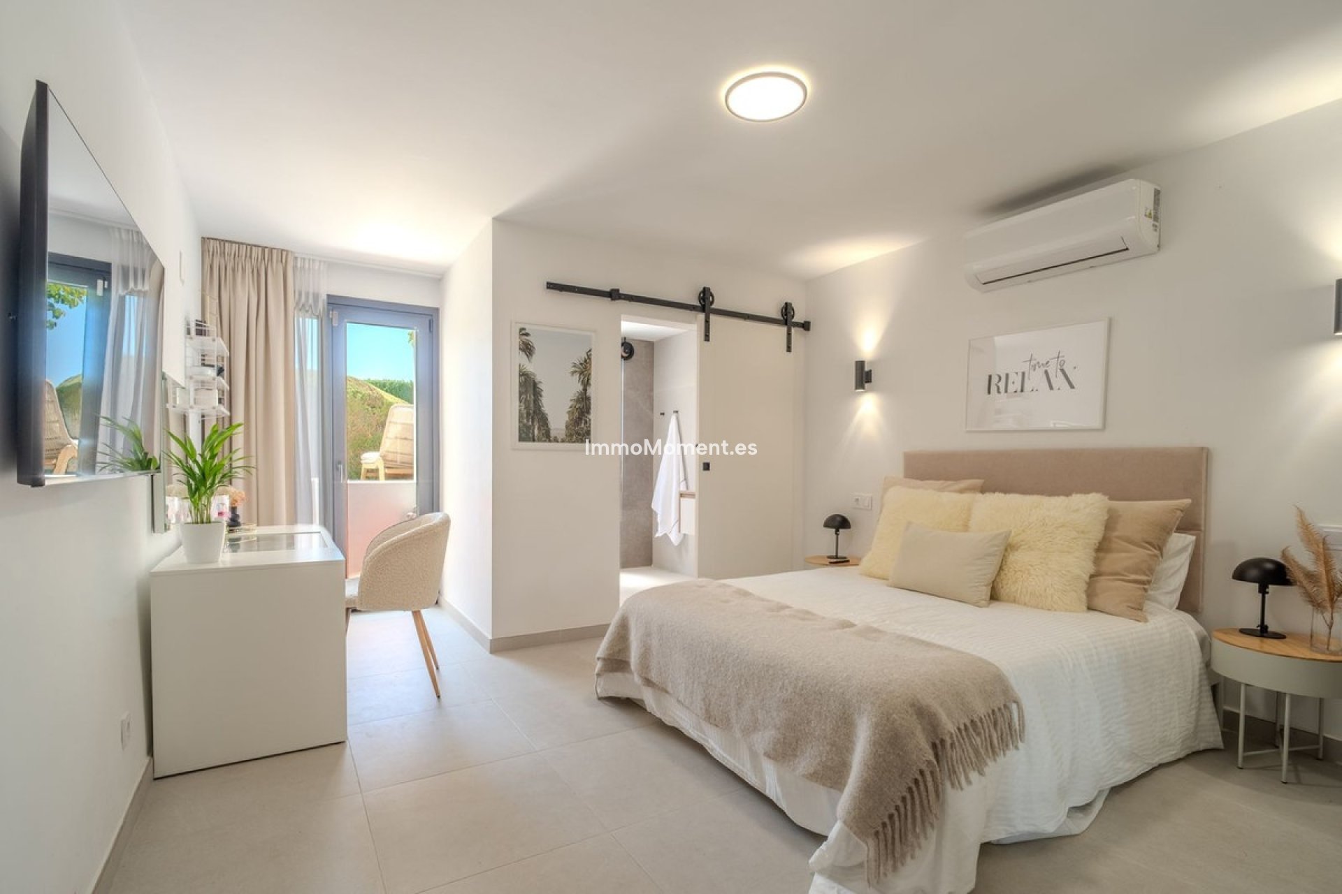 Resale - Townhouse - Estepona - Costalita
