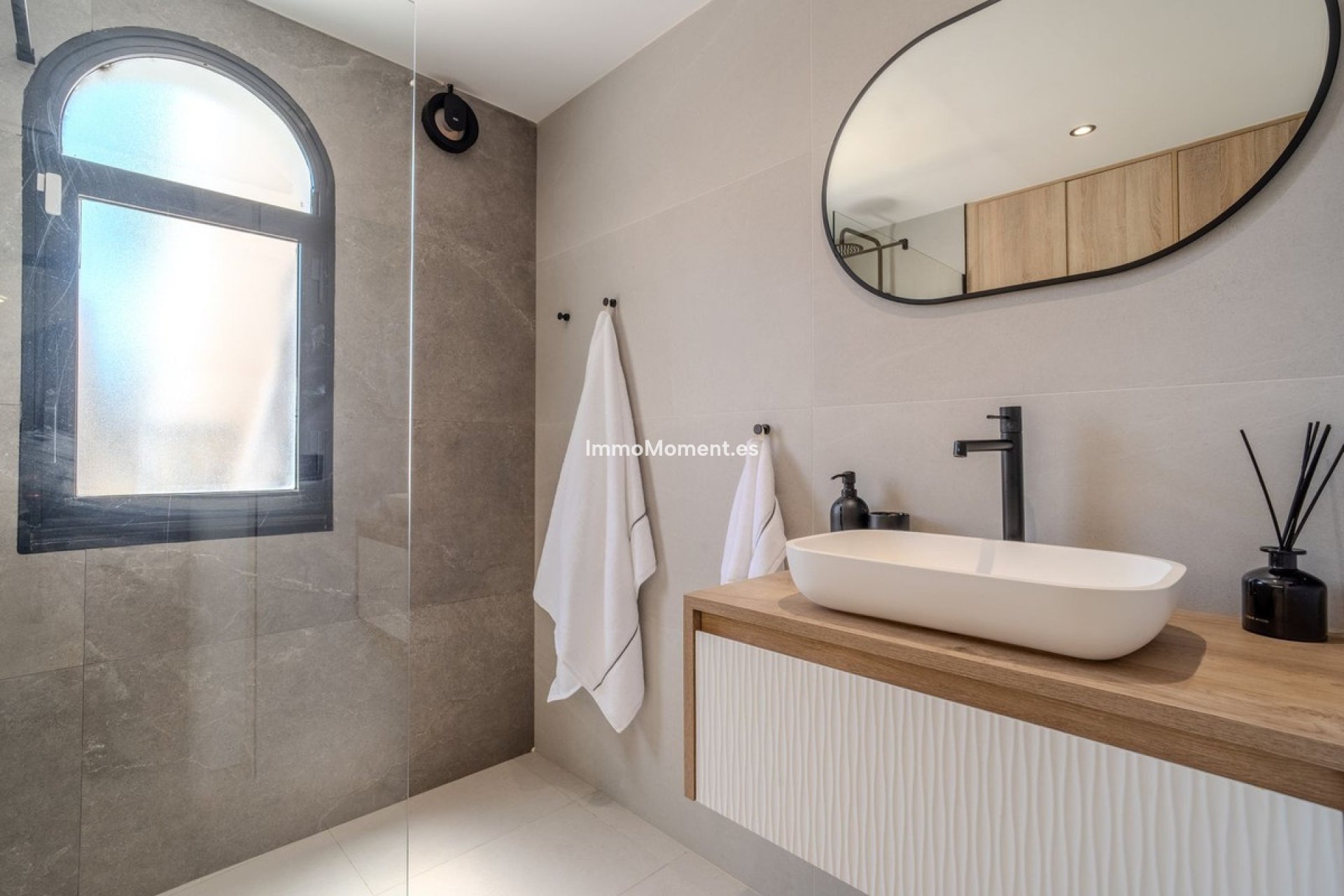 Resale - Townhouse - Estepona - Costalita