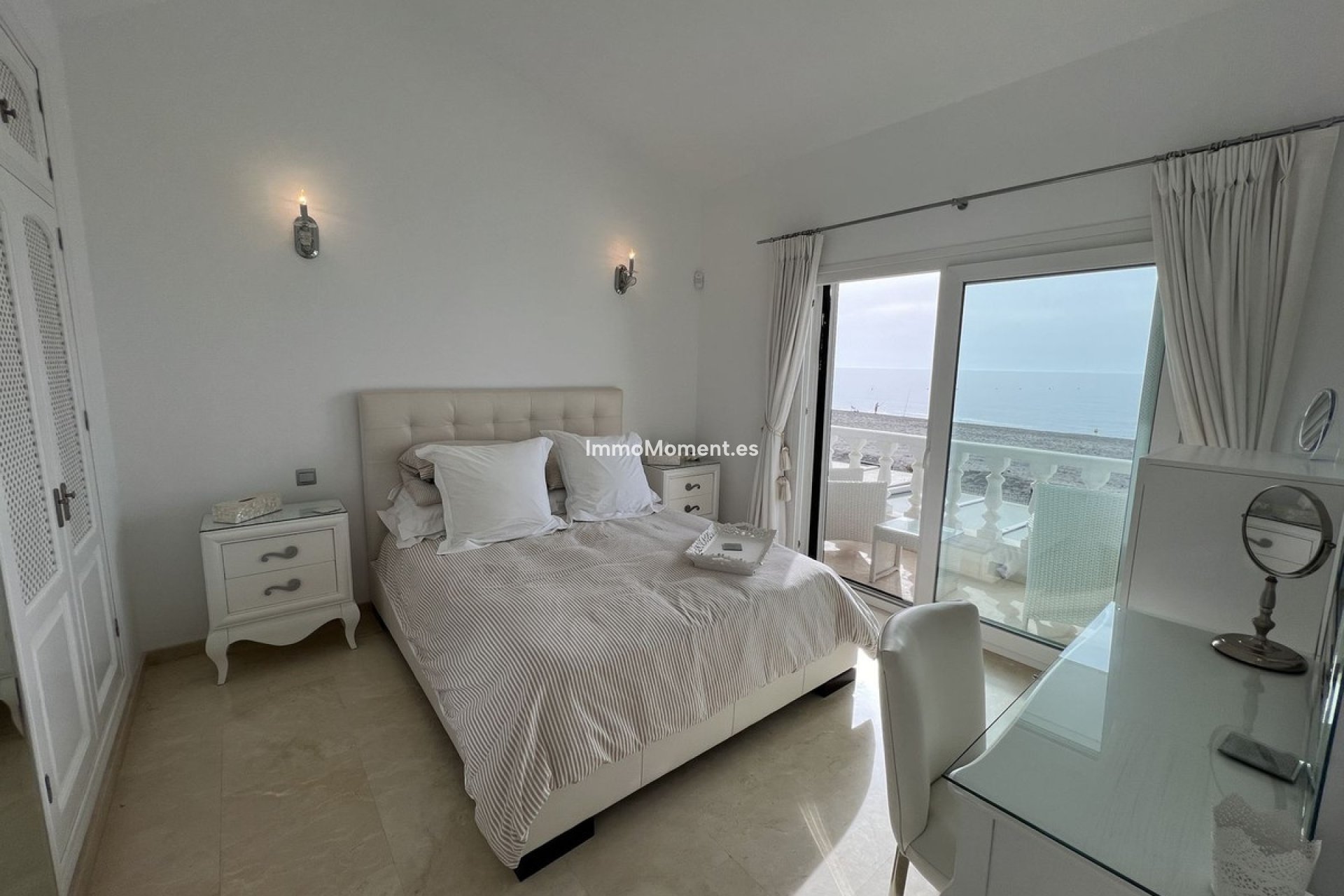 Resale - Townhouse - Estepona - Costalita