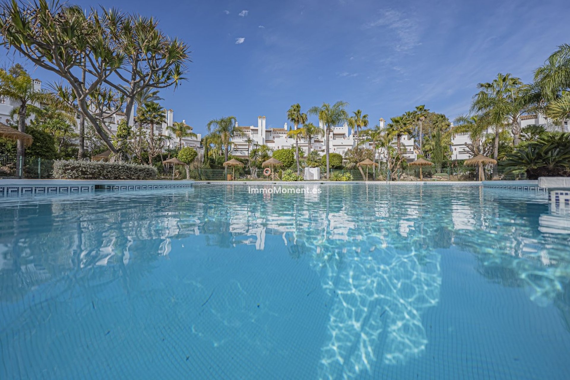 Resale - Townhouse - Estepona - Costalita