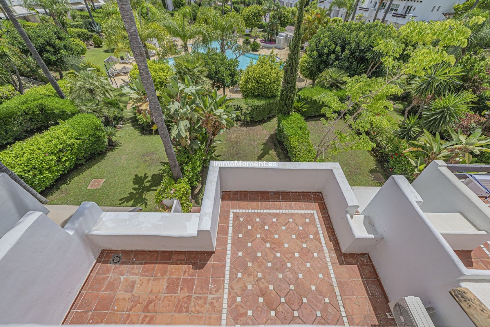 Resale - Townhouse - Estepona - Costalita