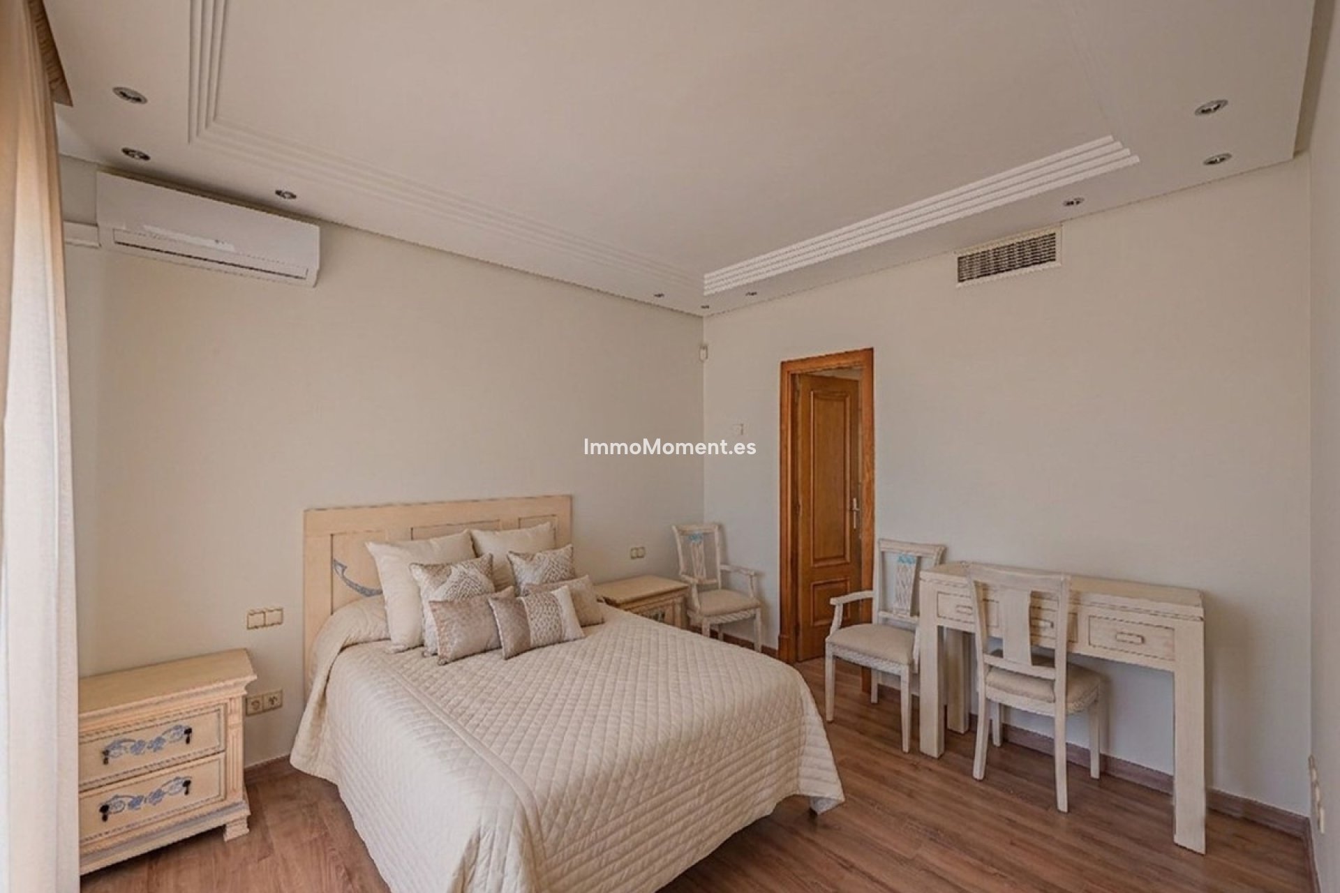 Resale - Townhouse - Estepona - Costalita