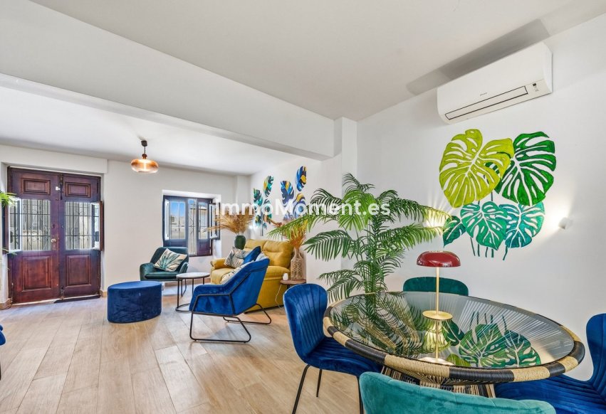 Resale - Townhouse - Estepona - Estepona Centro
