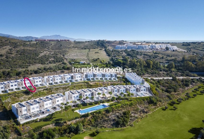 Resale - Townhouse - Estepona - Estepona Centro