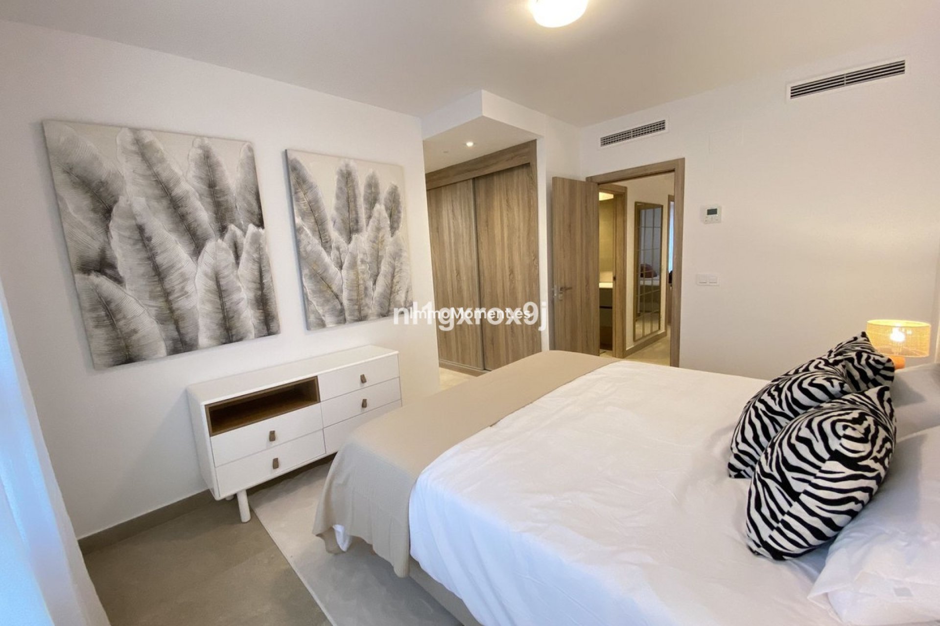 Resale - Townhouse - Estepona - Estepona Centro