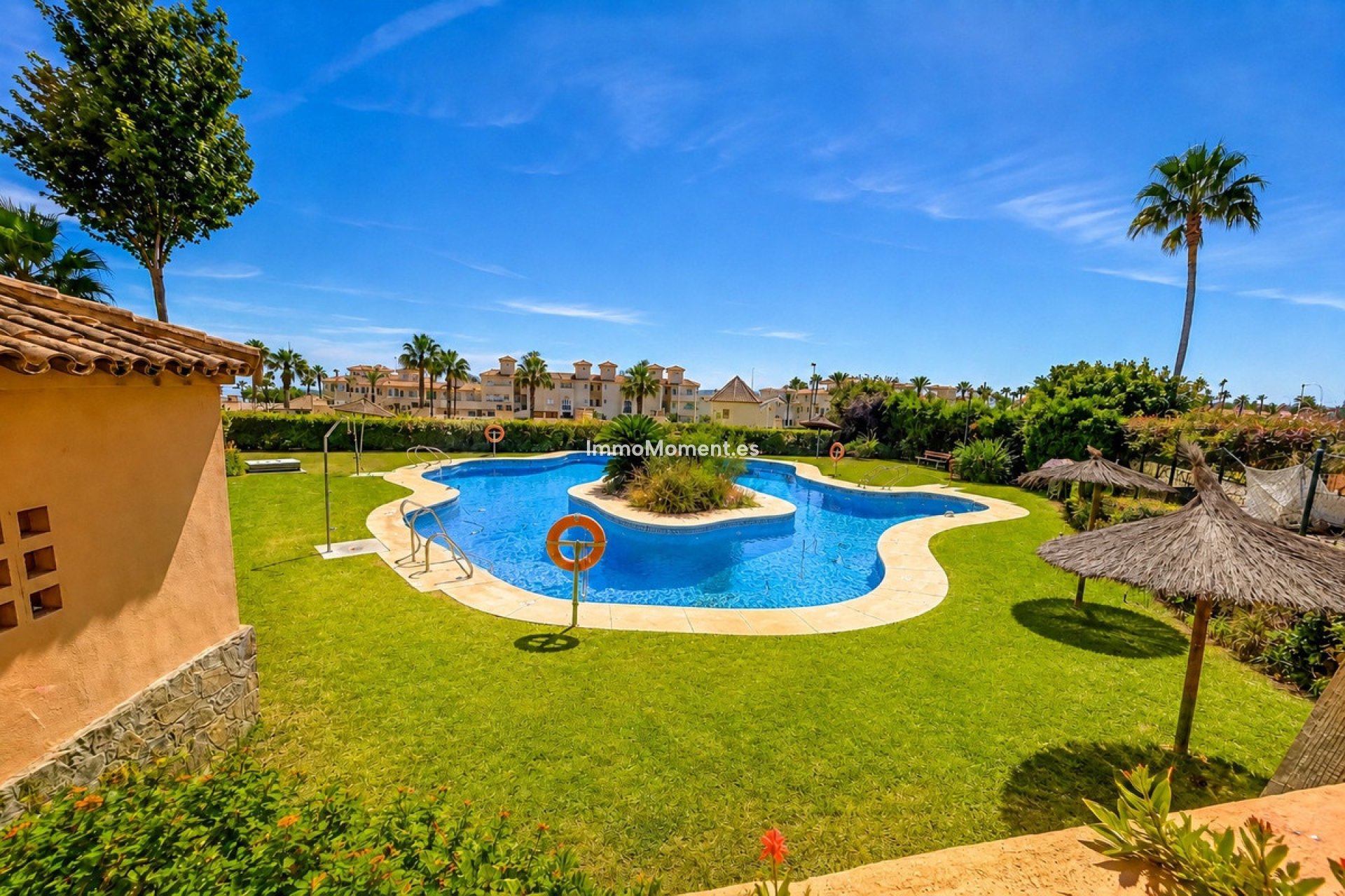 Resale - Townhouse - Estepona - Estepona Centro