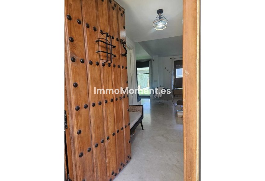 Resale - Townhouse - Estepona - Estepona Centro