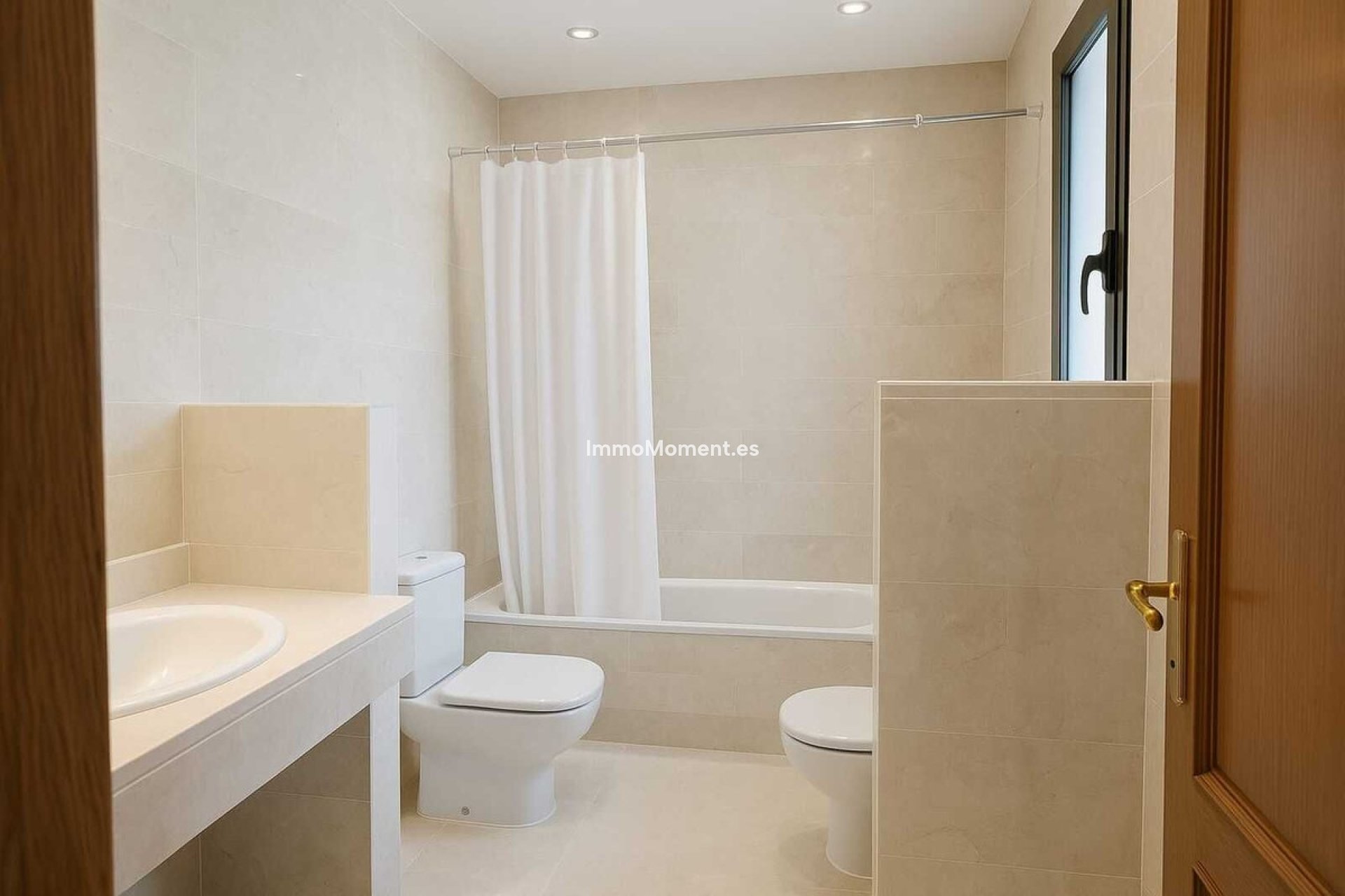 Resale - Townhouse - Estepona - Estepona Centro