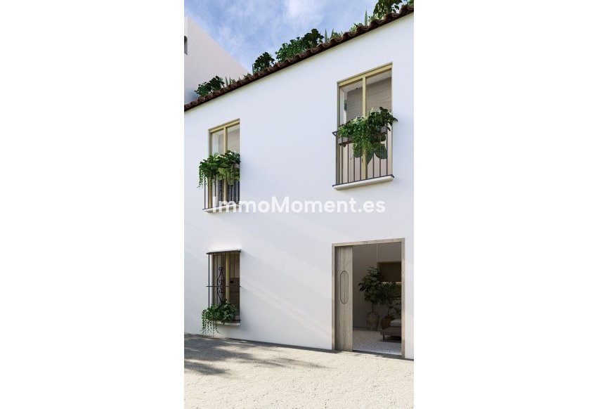 Resale - Townhouse - Estepona - Estepona Centro