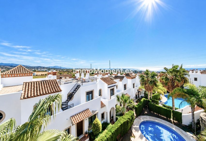 Resale - Townhouse - Estepona - Estepona Centro