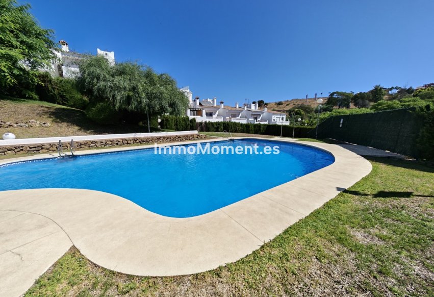 Resale - Townhouse - Estepona - Estepona Centro