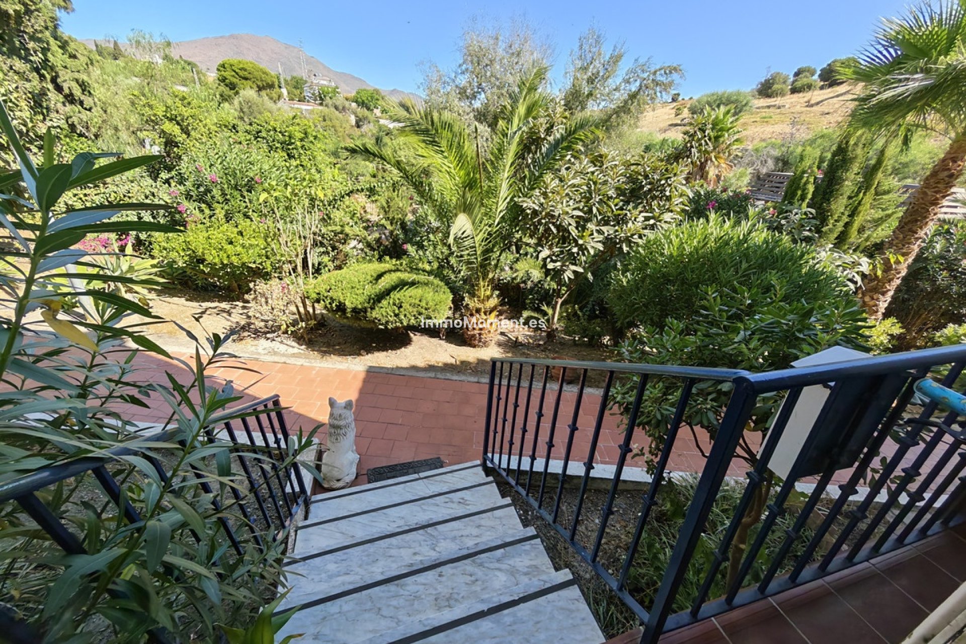 Resale - Townhouse - Estepona - Estepona Centro