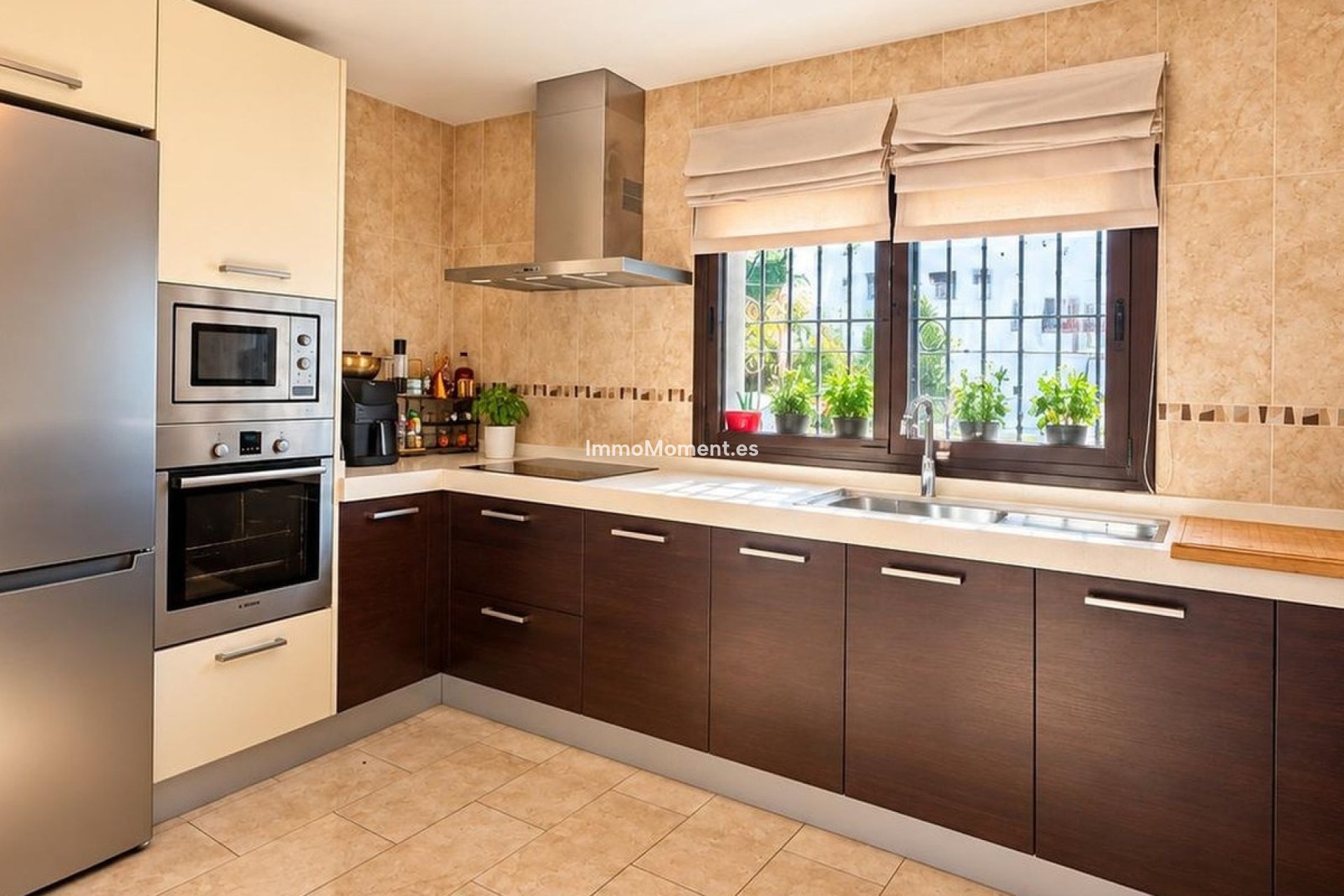 Resale - Townhouse - Estepona - Estepona Centro
