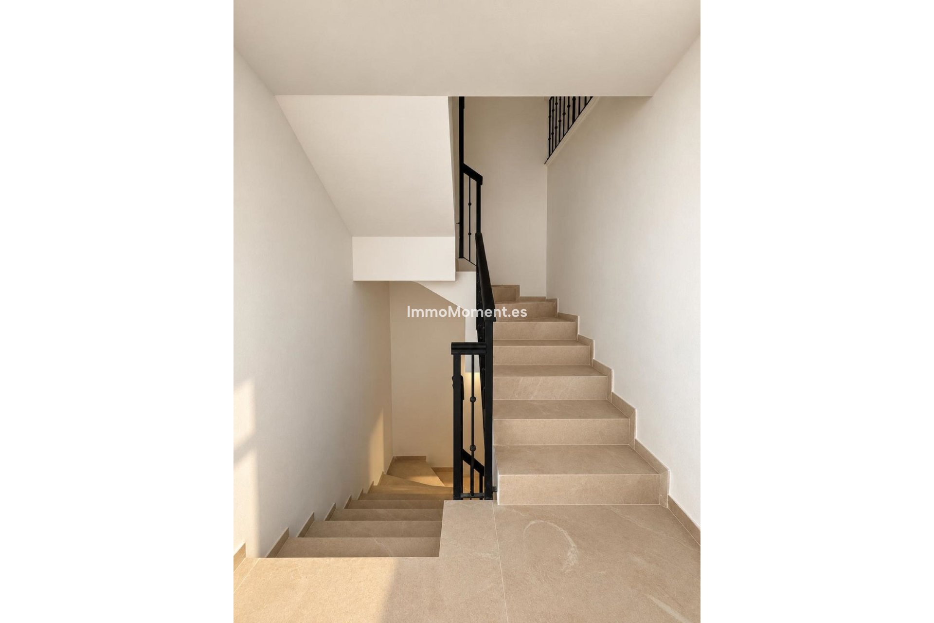 Resale - Townhouse - Estepona - Estepona Centro