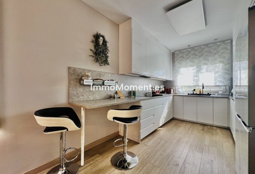 Resale - Townhouse - Estepona - Estepona Centro