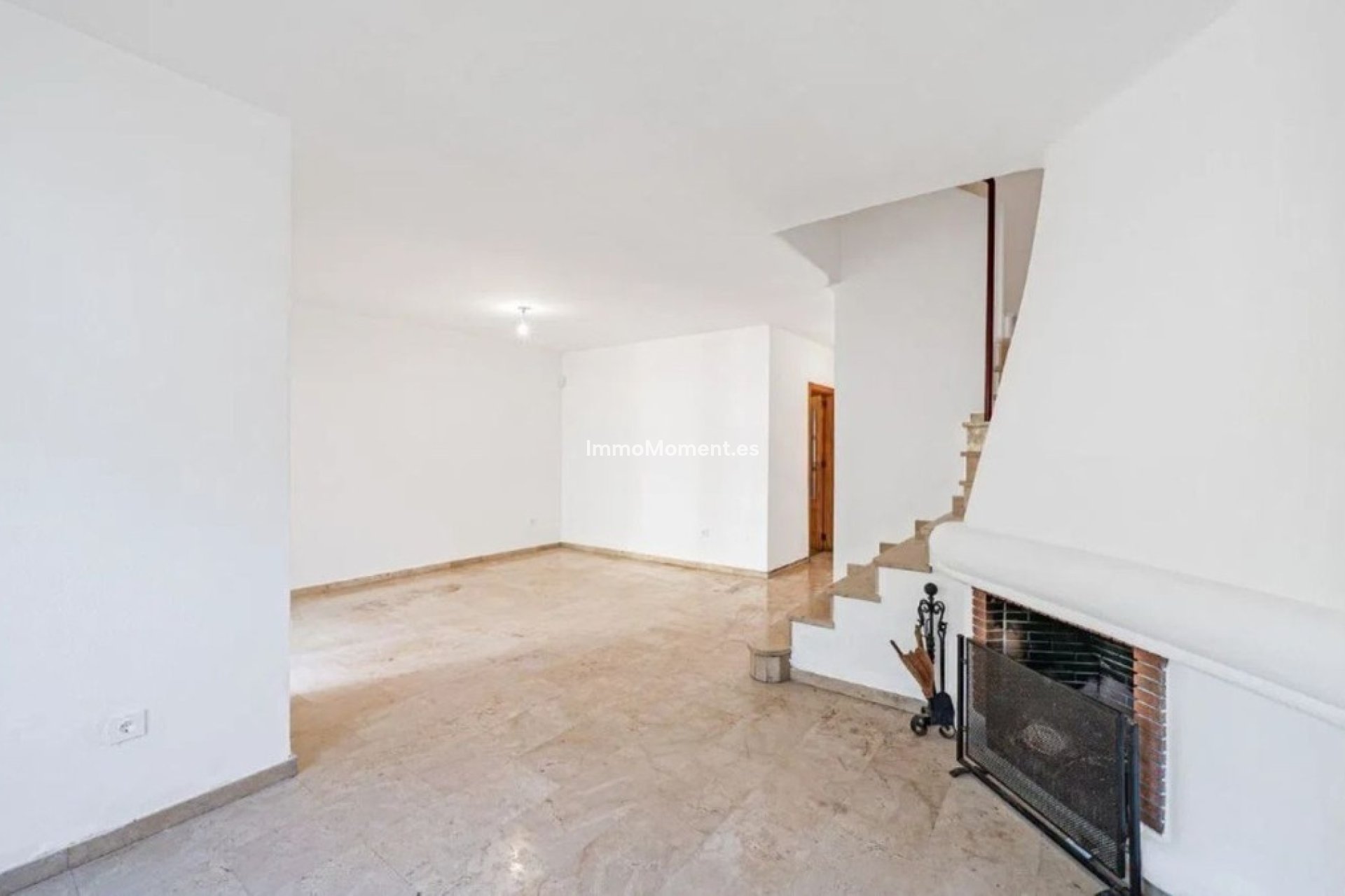 Resale - Townhouse - Estepona - Estepona Centro