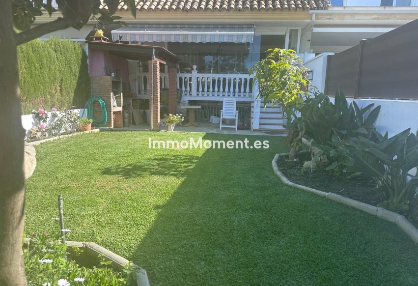 Resale - Townhouse - Estepona - Estepona Centro