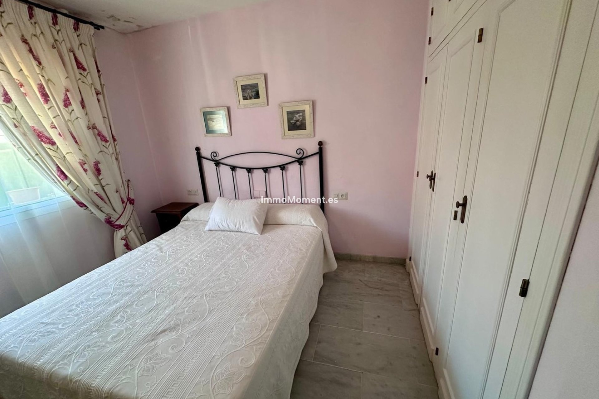 Resale - Townhouse - Estepona - Estepona Centro