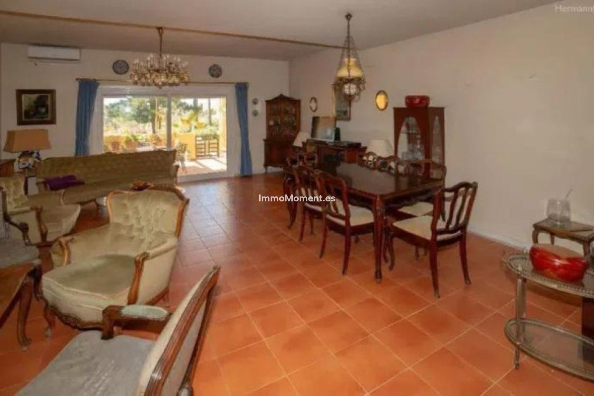 Resale - Townhouse - Estepona - Estepona Centro