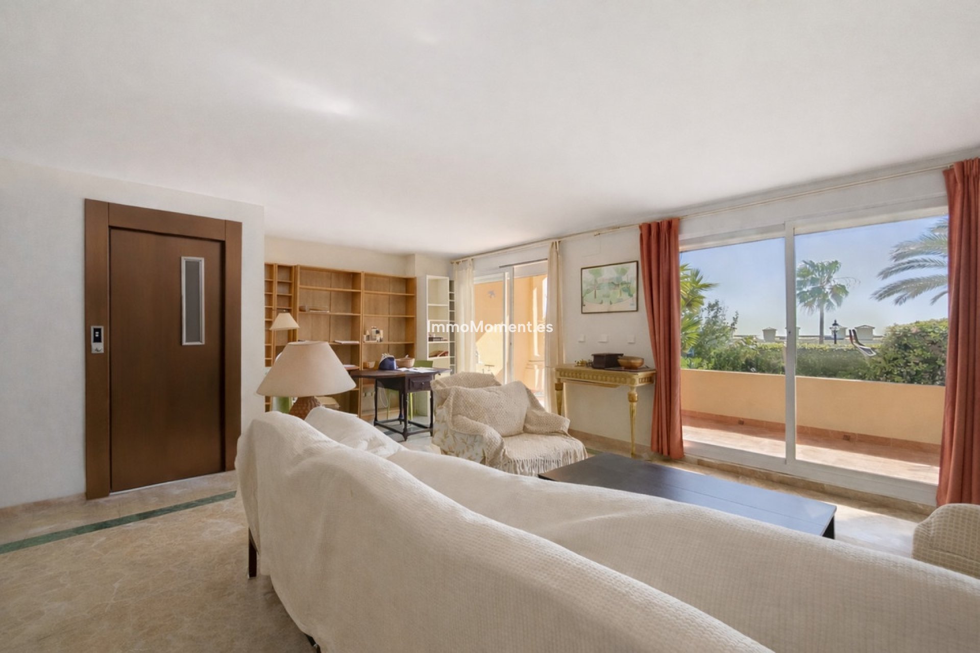 Resale - Townhouse - Estepona - Estepona Centro