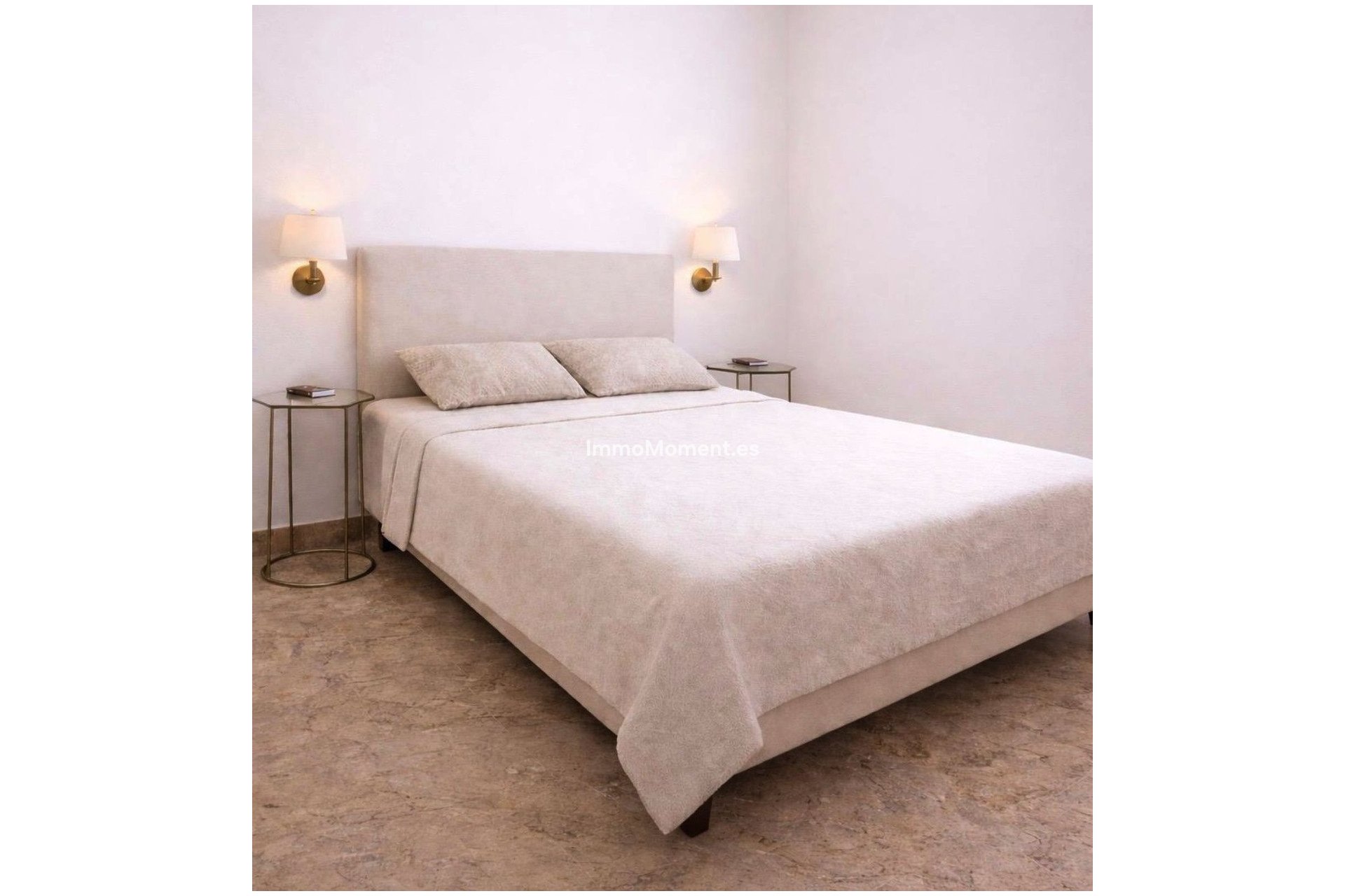 Resale - Townhouse - Estepona - Estepona Centro