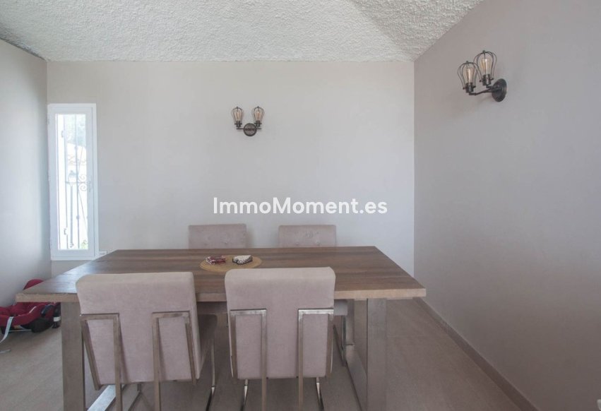 Resale - Townhouse - Estepona - Estepona Centro