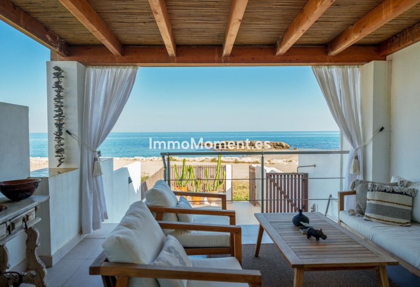 Resale - Townhouse - Estepona - Estepona Centro