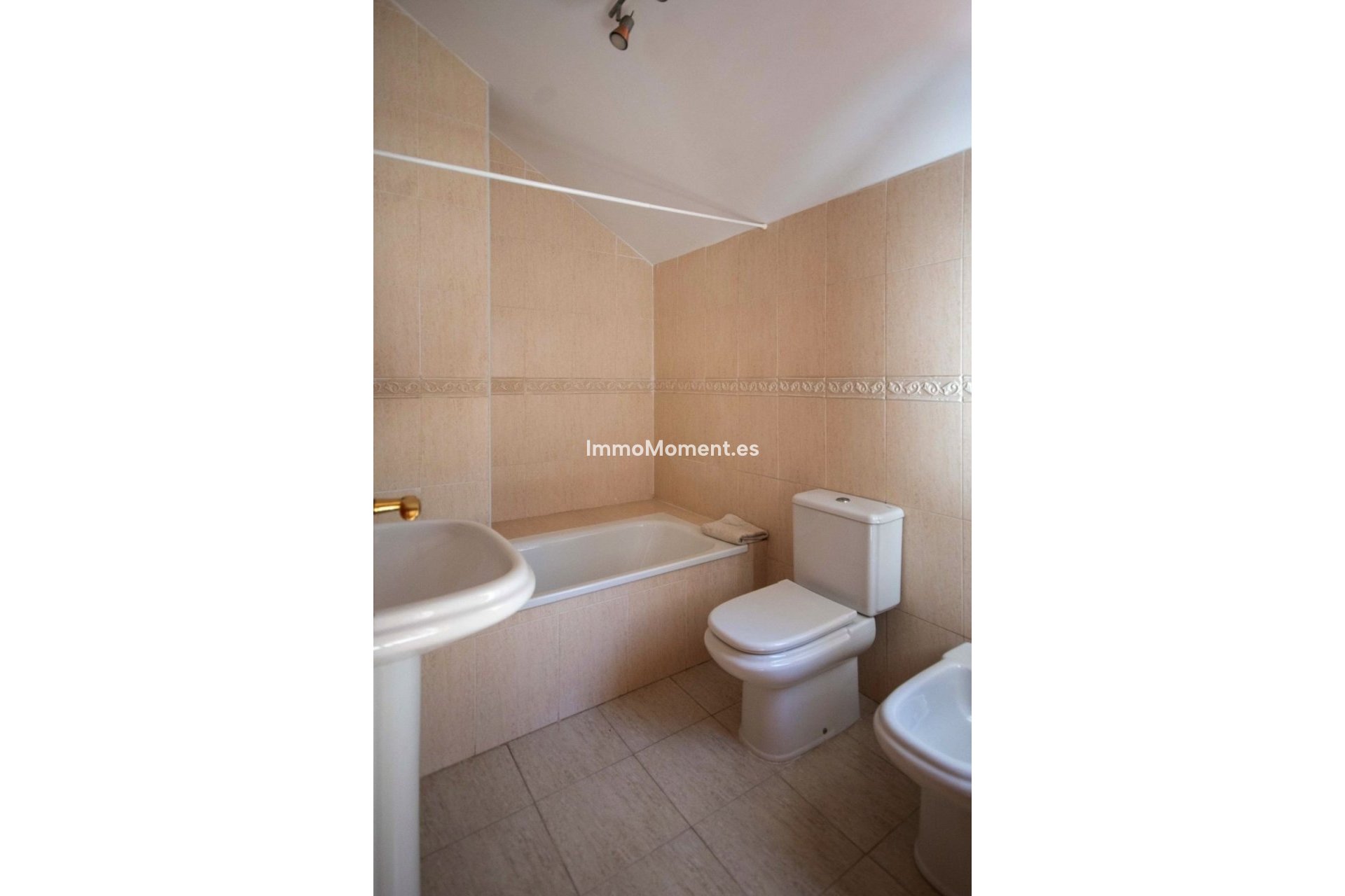 Resale - Townhouse - Estepona - Estepona Centro