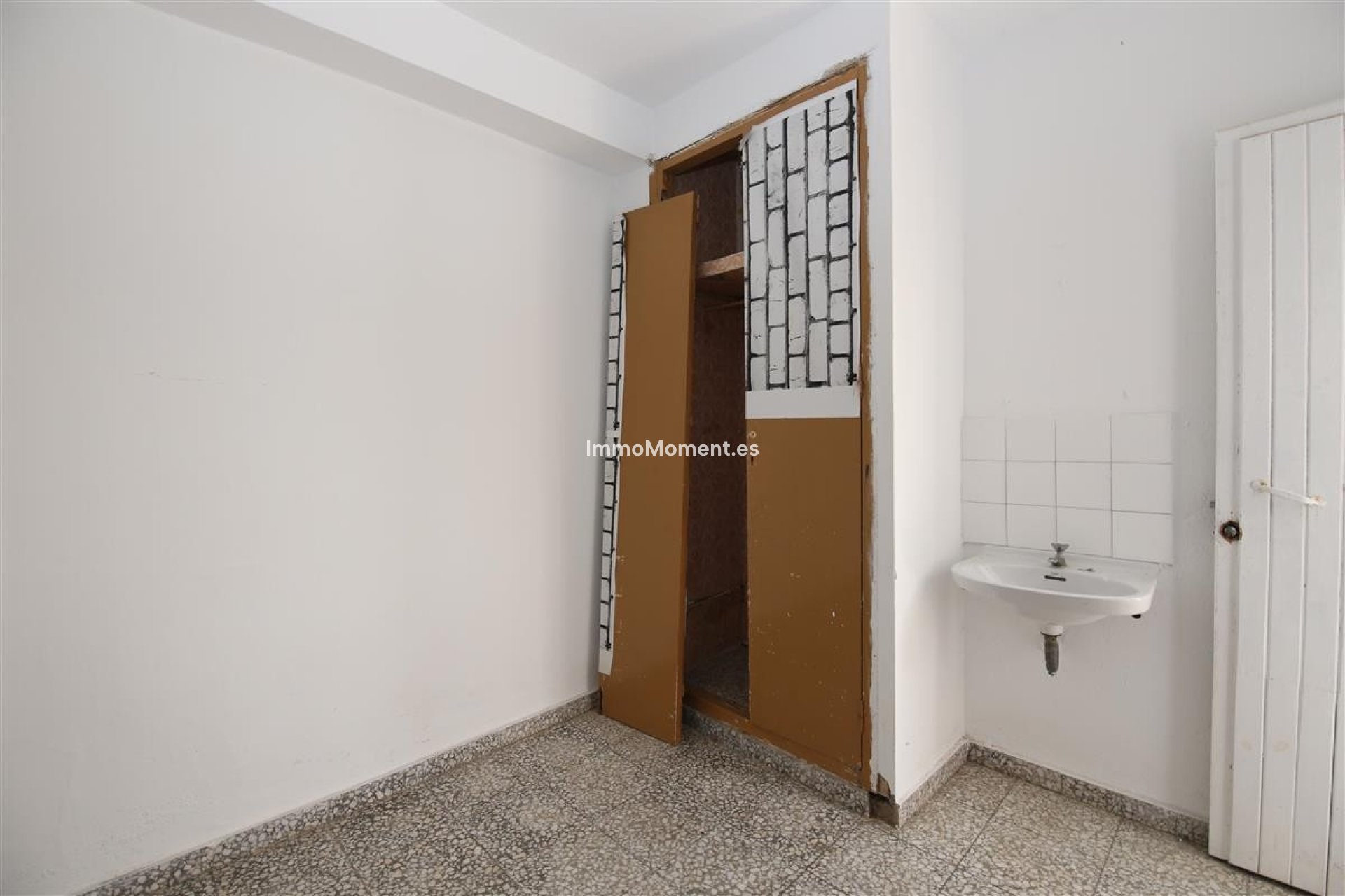 Resale - Townhouse - Estepona - Estepona Centro