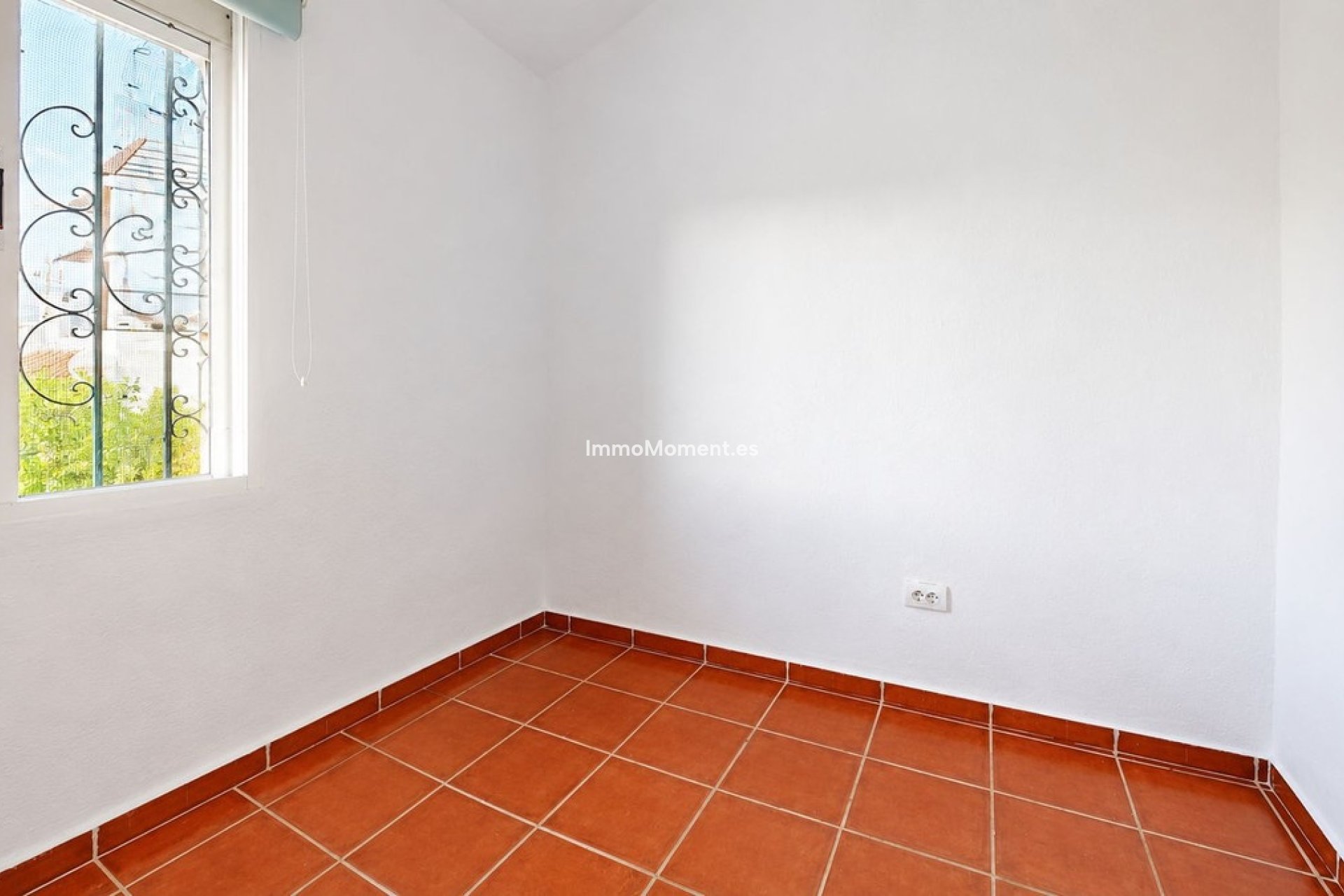Resale - Townhouse - Estepona - Estepona Centro