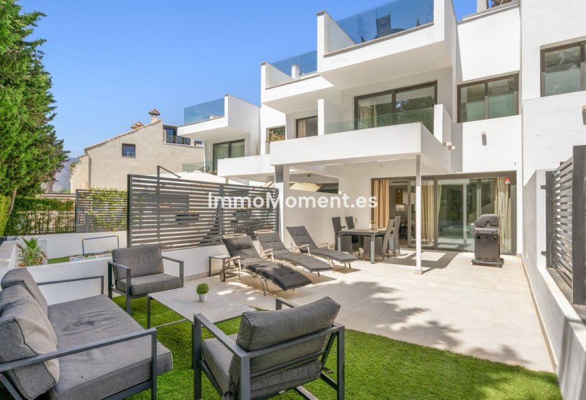 Resale - Townhouse - Estepona - Estepona Centro