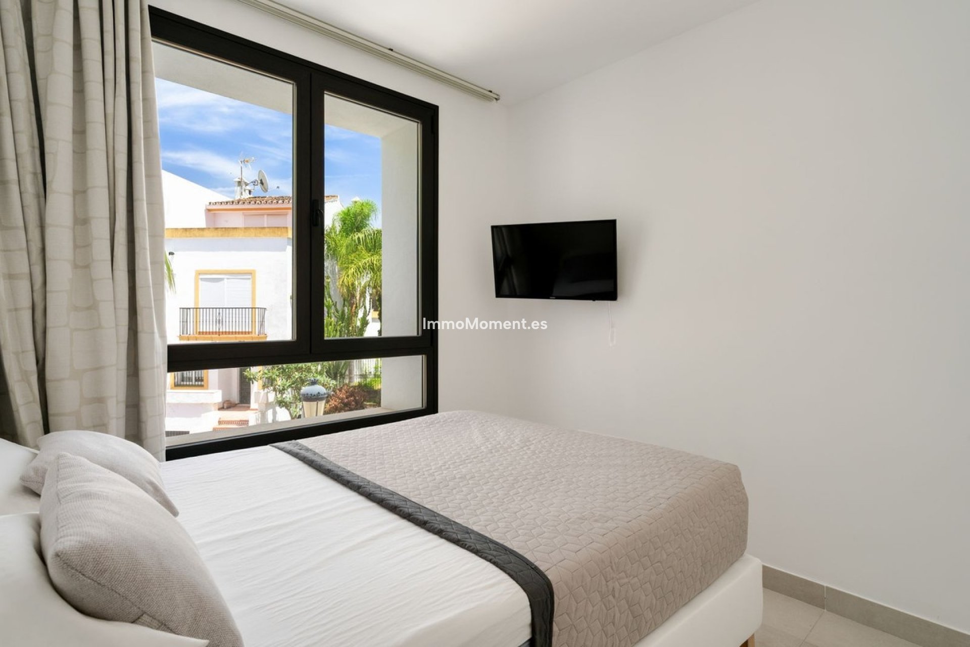 Resale - Townhouse - Estepona - Estepona Centro