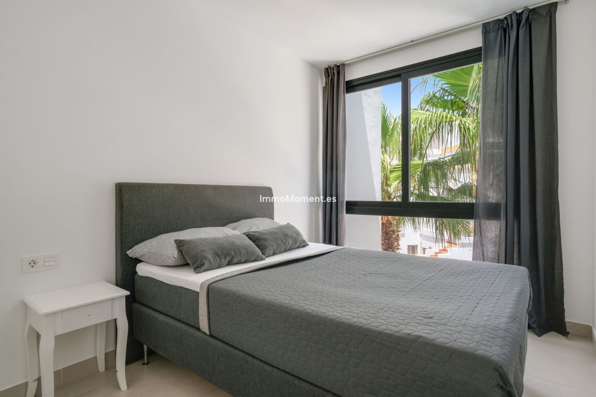 Resale - Townhouse - Estepona - Estepona Centro