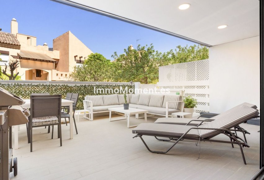Resale - Townhouse - Estepona - Estepona Centro