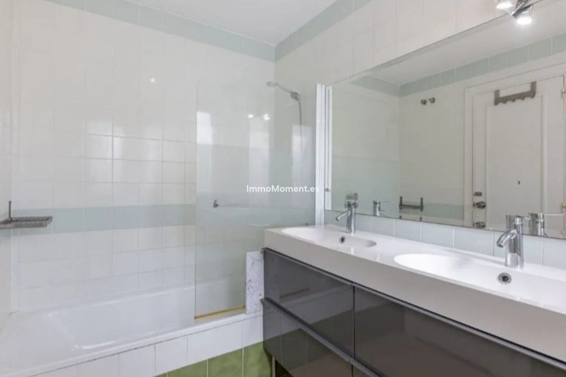 Resale - Townhouse - Estepona - Estepona Centro