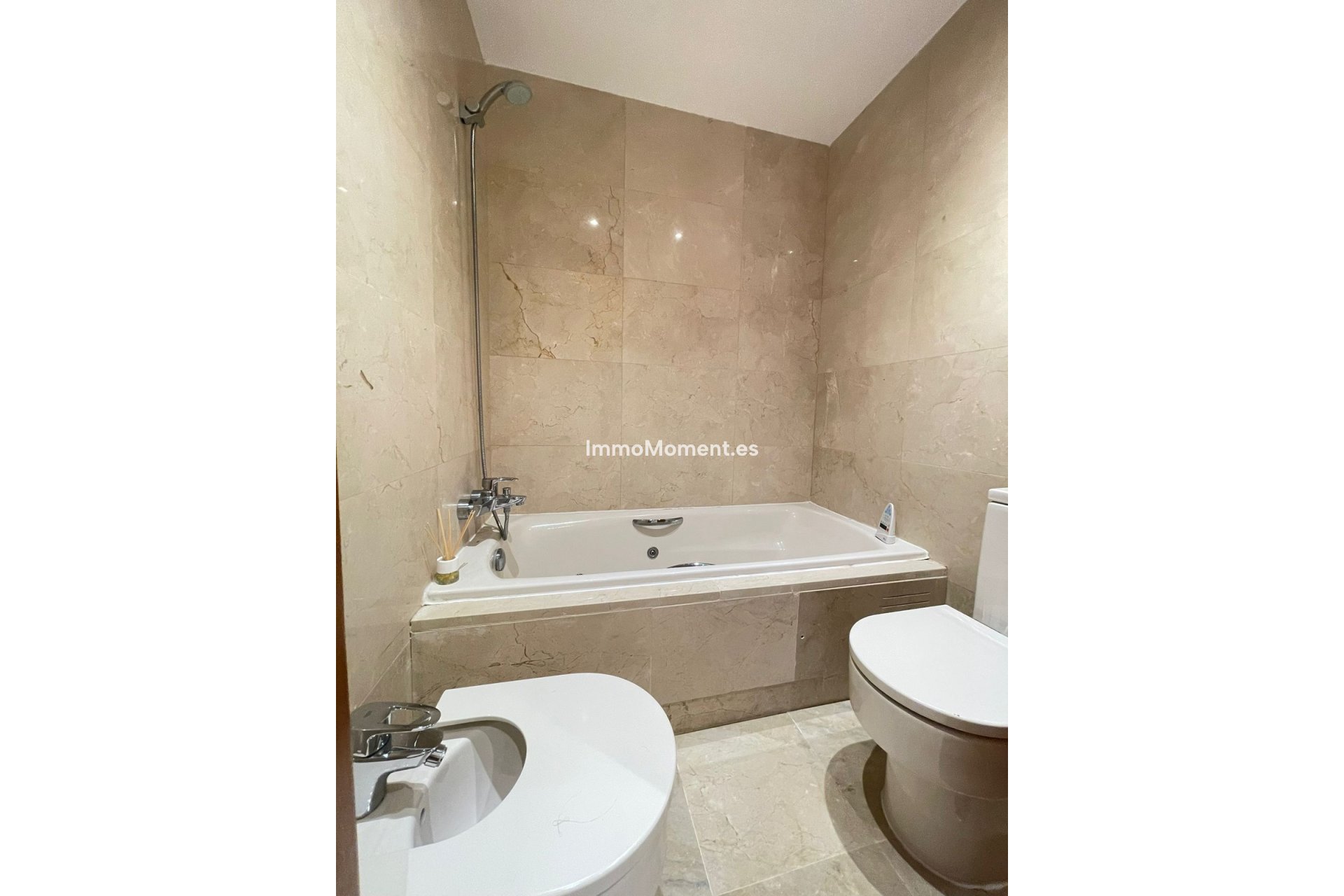 Resale - Townhouse - Estepona - Estepona Centro