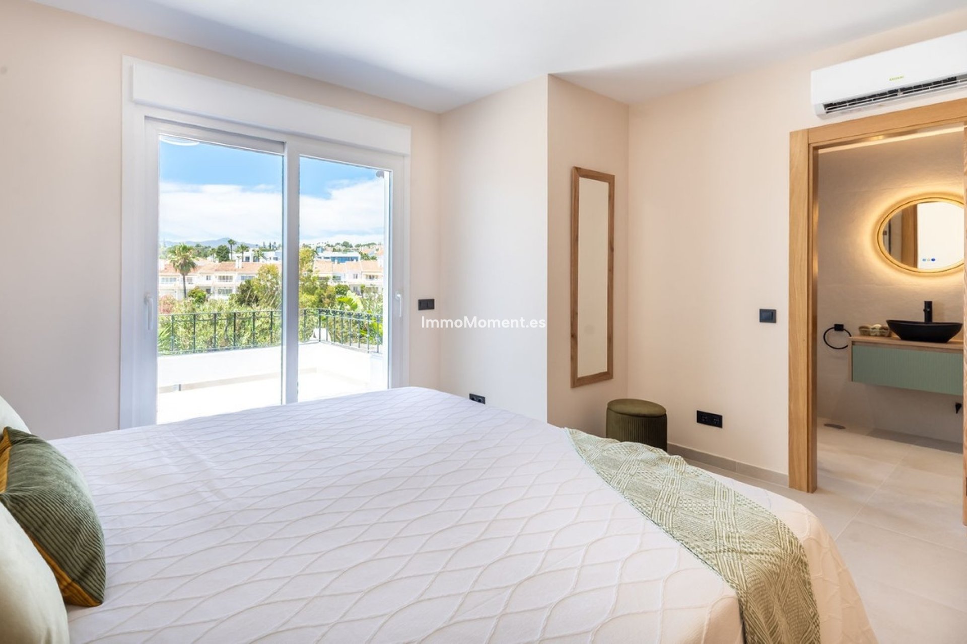 Resale - Townhouse - Estepona - New Golden Mile