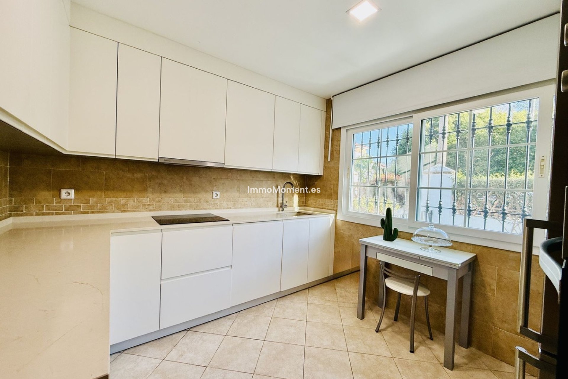 Resale - Townhouse - Inland  - Alhaurín de la Torre