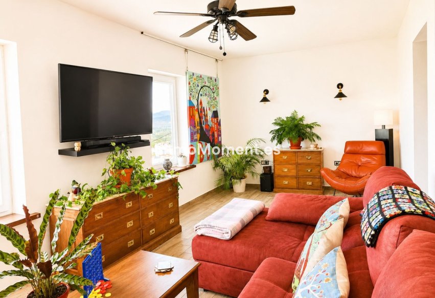 Resale - Townhouse - Inland  - Alhaurín el Grande Centro
