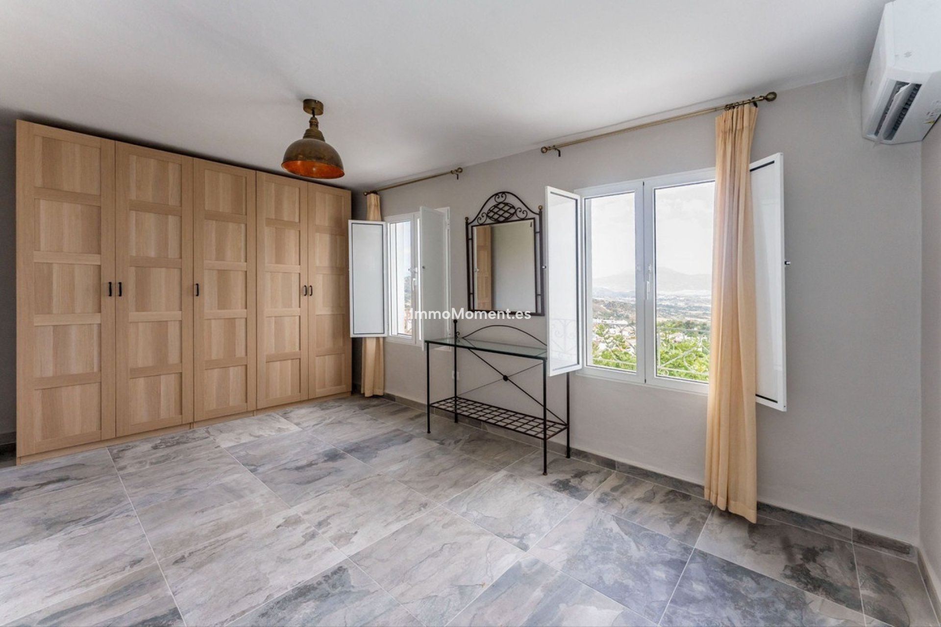 Resale - Townhouse - Inland  - Alhaurín el Grande Centro