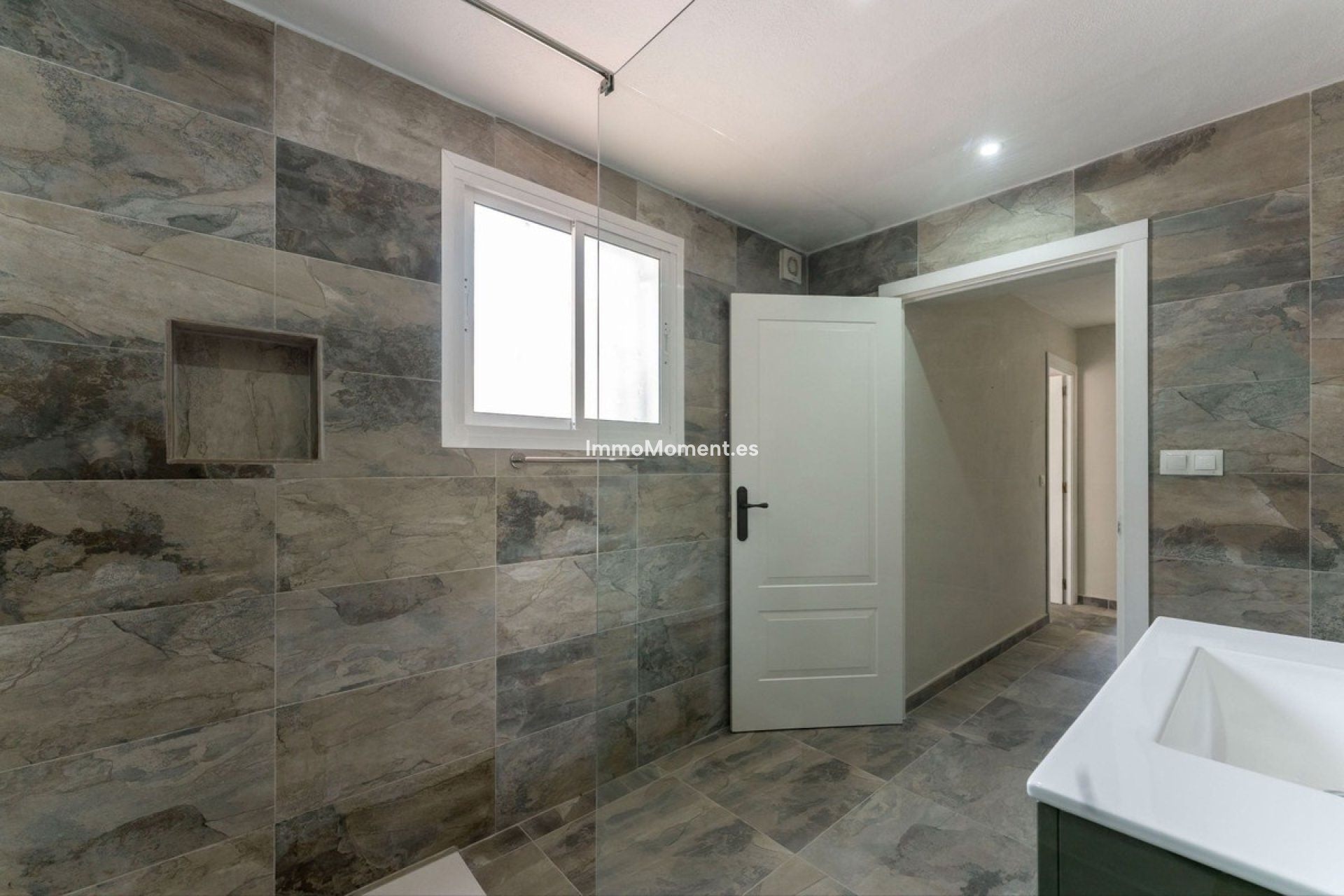 Resale - Townhouse - Inland  - Alhaurín el Grande Centro