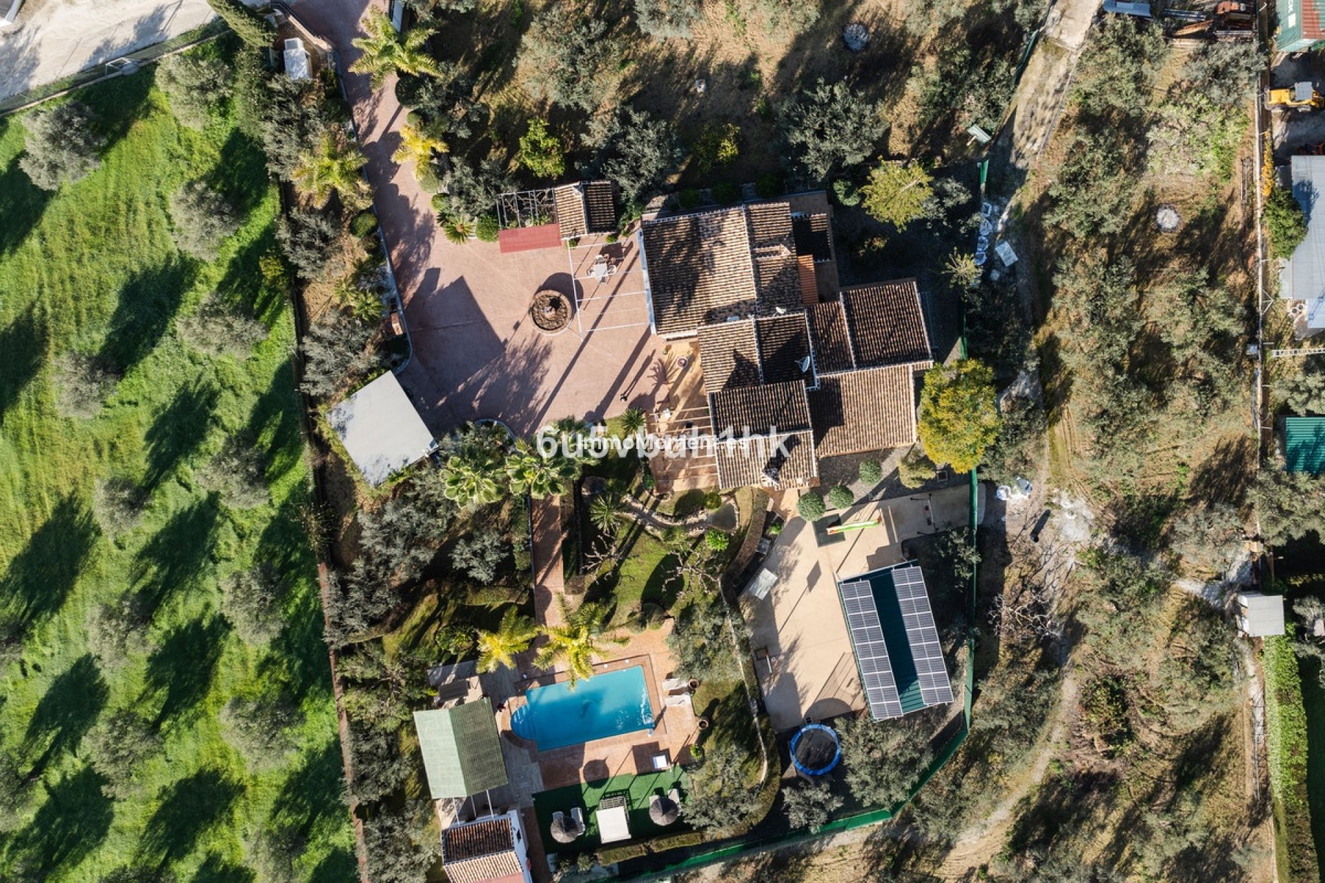 Resale - Townhouse - Inland  - Alhaurín el Grande Centro