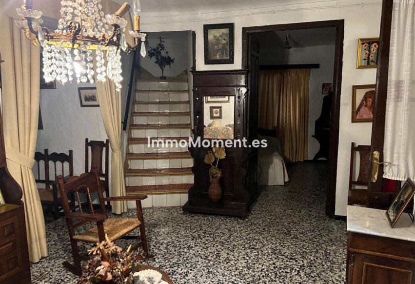 Resale - Townhouse - Inland  - Alora